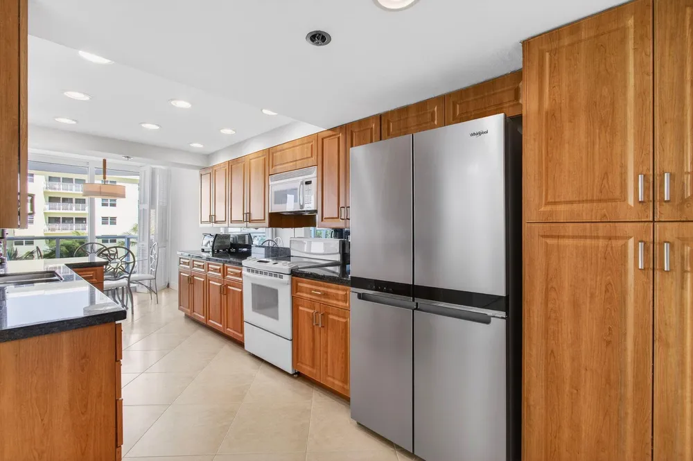 350 S Ocean Blvd, Boca Raton, FL 33432