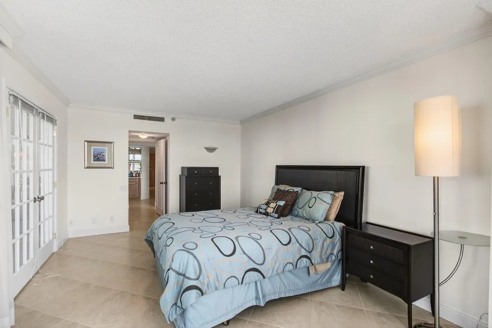 350 S Ocean Blvd, Boca Raton, FL 33432