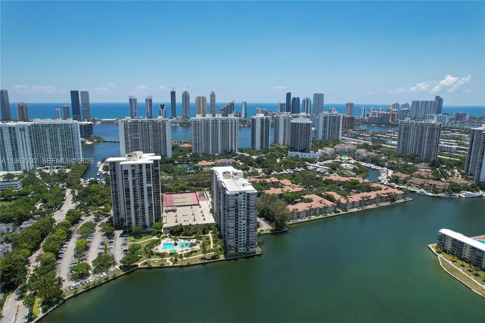 18151 NE 31st Ct, Aventura, FL 33160
