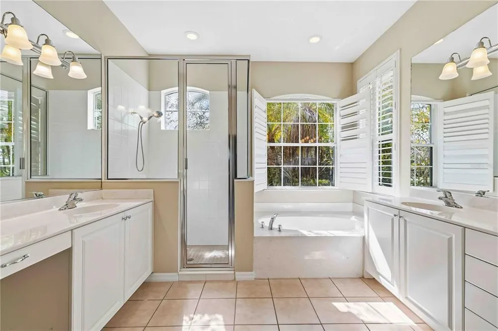 7714 Ashley Circle, Bradenton, FL 34201