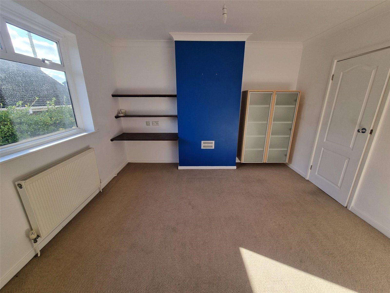 Weir Gardens, Rayleigh, Essex, SS6 Image 11