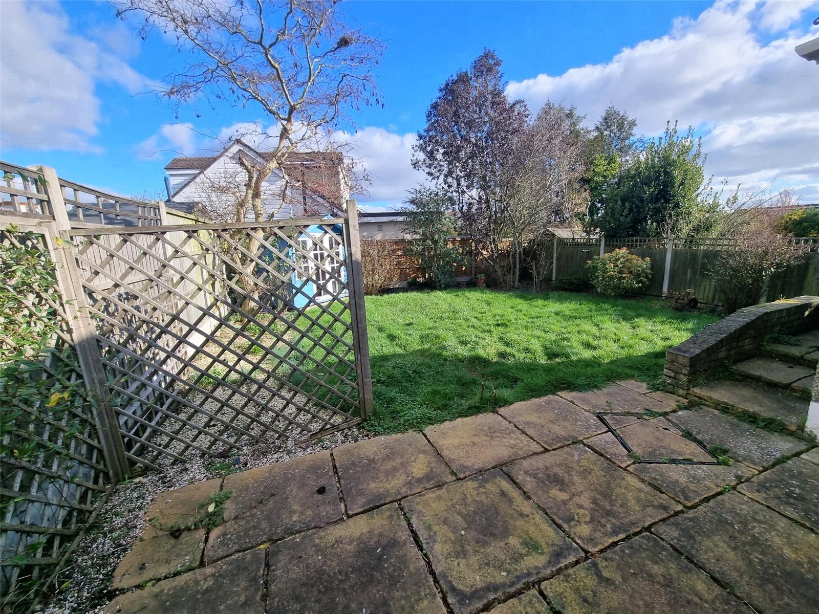 Weir Gardens, Rayleigh, Essex, SS6 Image 13