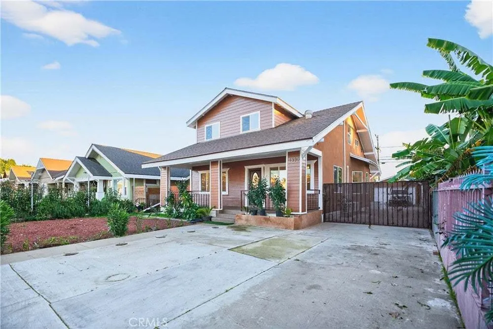 1330 W 48th St, South Los Angeles, CA 90037