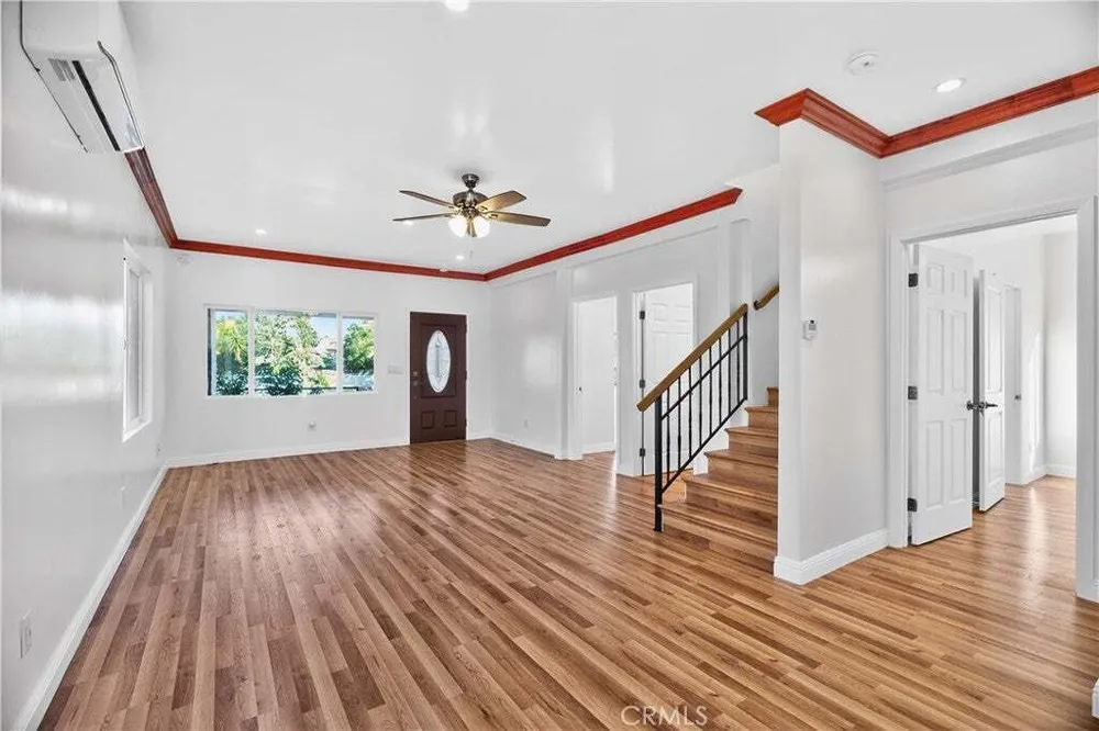 1330 W 48th St, South Los Angeles, CA 90037