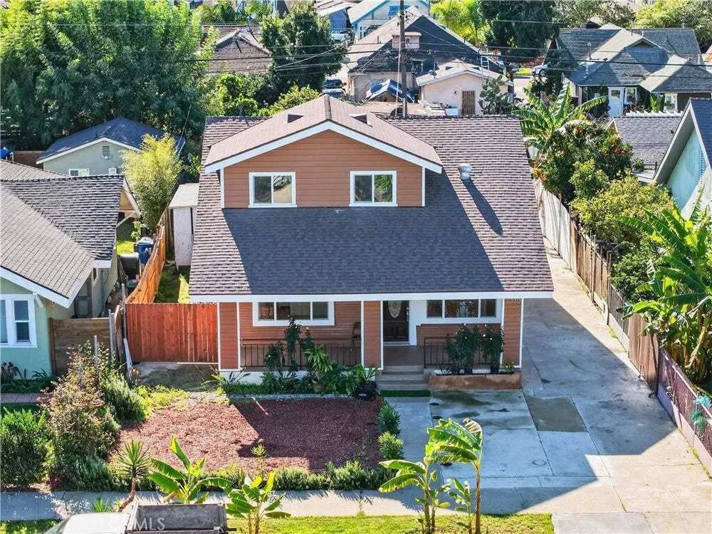 1330 W 48th St, South Los Angeles, CA 90037