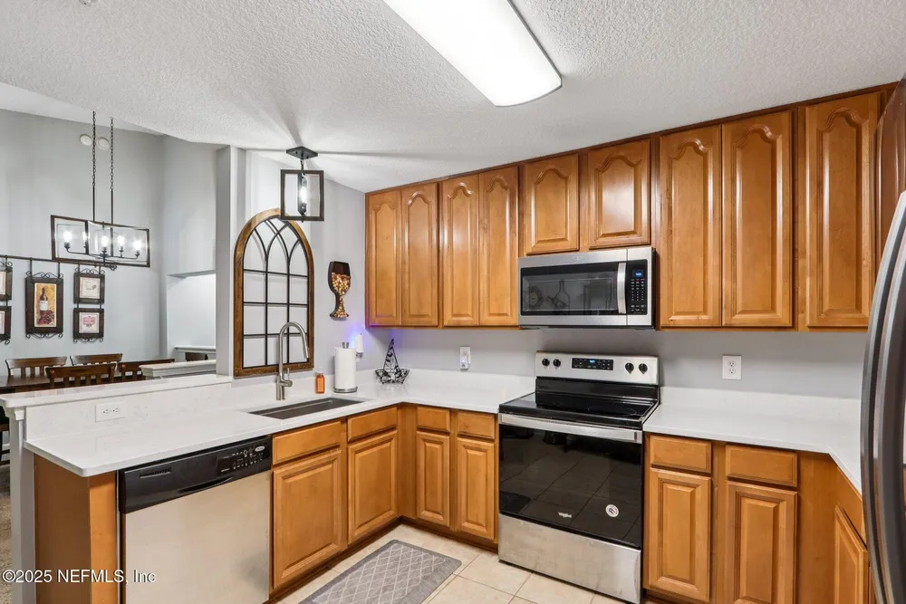 4241 Migration Dr, Jacksonville, FL 32257