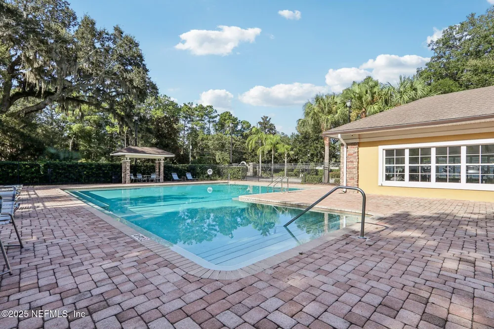 4241 Migration Dr, Jacksonville, FL 32257