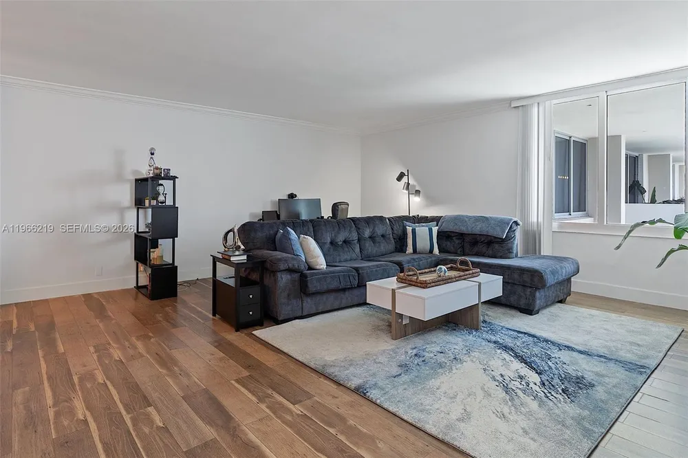 1200 West Ave, Miami Beach, FL 33139