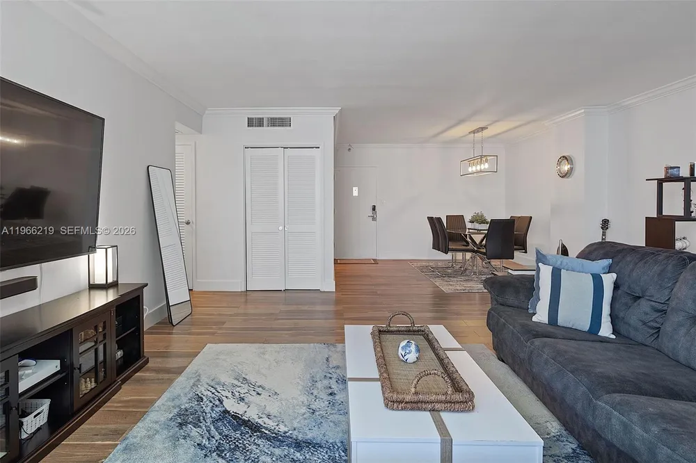 1200 West Ave, Miami Beach, FL 33139