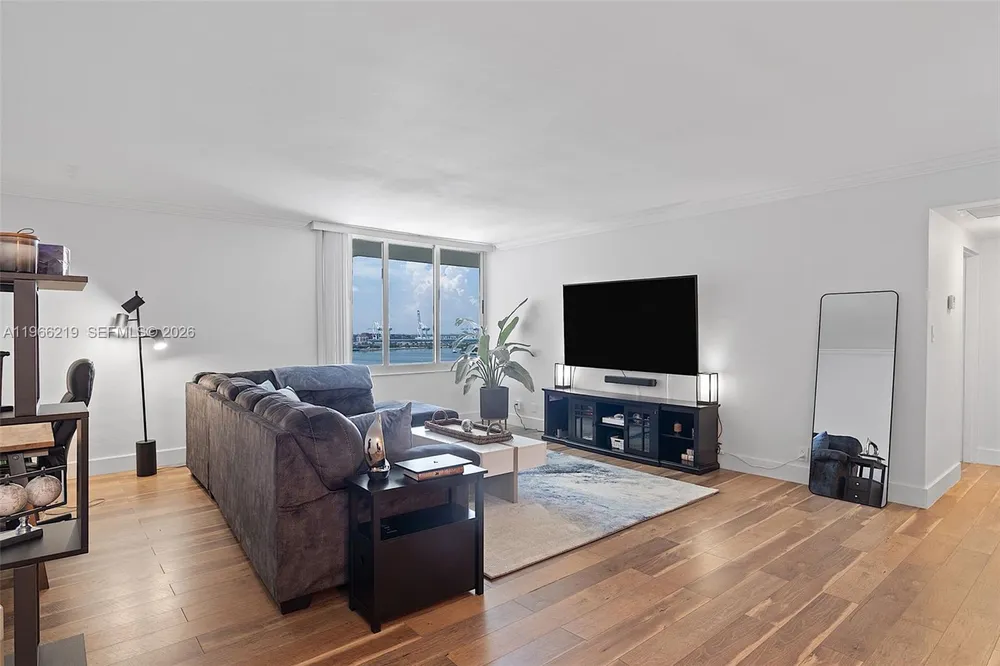 1200 West Ave, Miami Beach, FL 33139