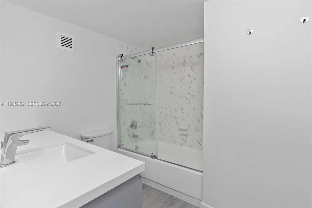 1200 West Ave, Miami Beach, FL 33139