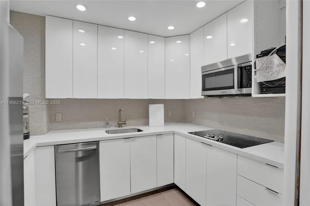 1200 West Ave, Miami Beach, FL 33139