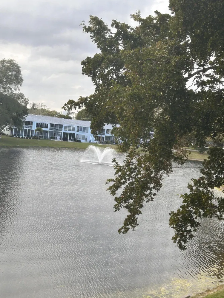 3017 Farnham N, Deerfield Beach, FL 33442