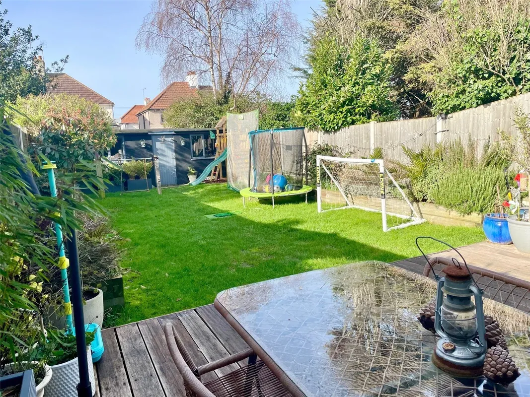 Edinburgh Avenue, Leigh-on-Sea, Essex, SS9
