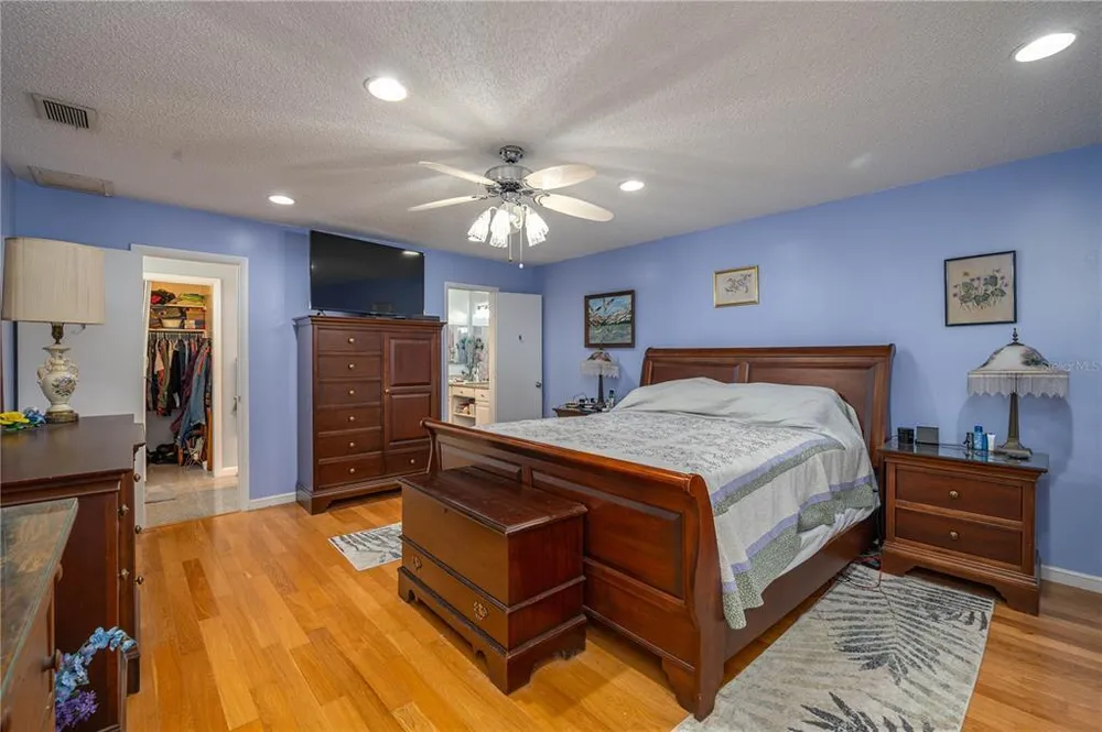 305 Hernando Rd, Winter Haven, FL 33884
