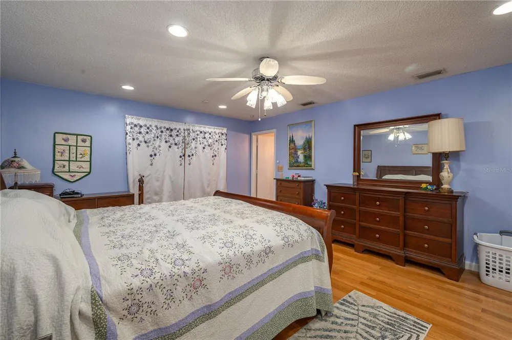 305 Hernando Rd, Winter Haven, FL 33884
