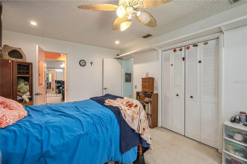 305 Hernando Rd, Winter Haven, FL 33884