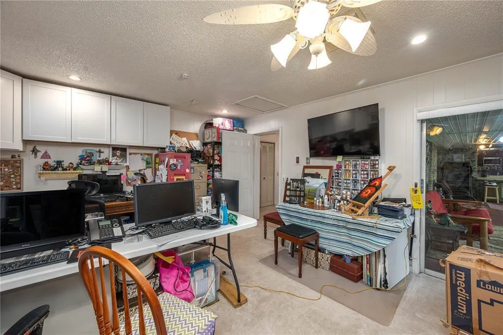 305 Hernando Rd, Winter Haven, FL 33884
