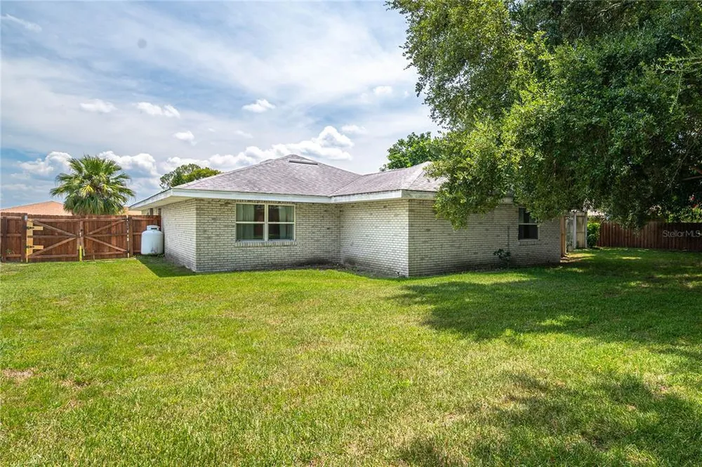 305 Hernando Rd, Winter Haven, FL 33884