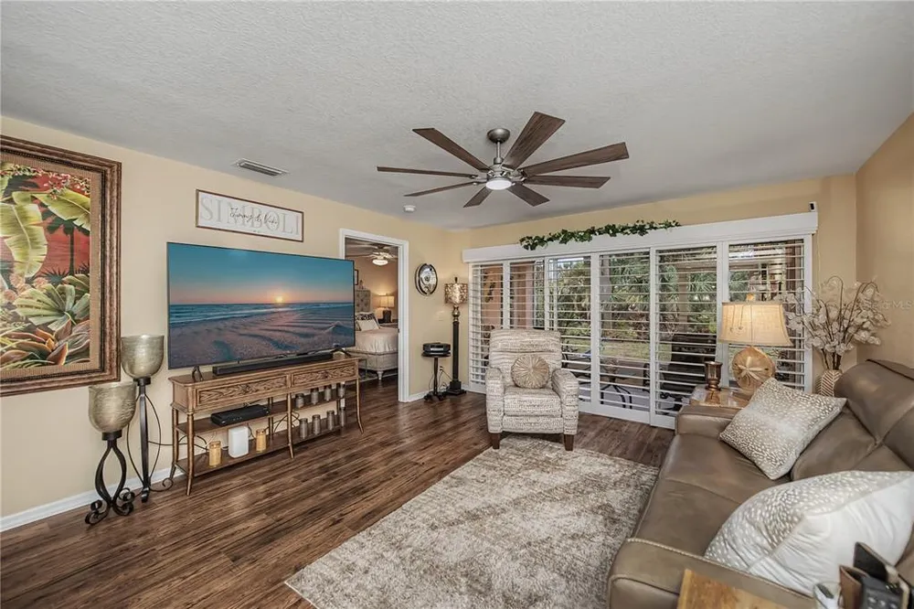 19300 Water Oak Dr, Port Charlotte, FL 33948