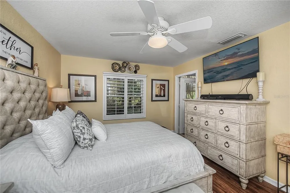 19300 Water Oak Dr, Port Charlotte, FL 33948