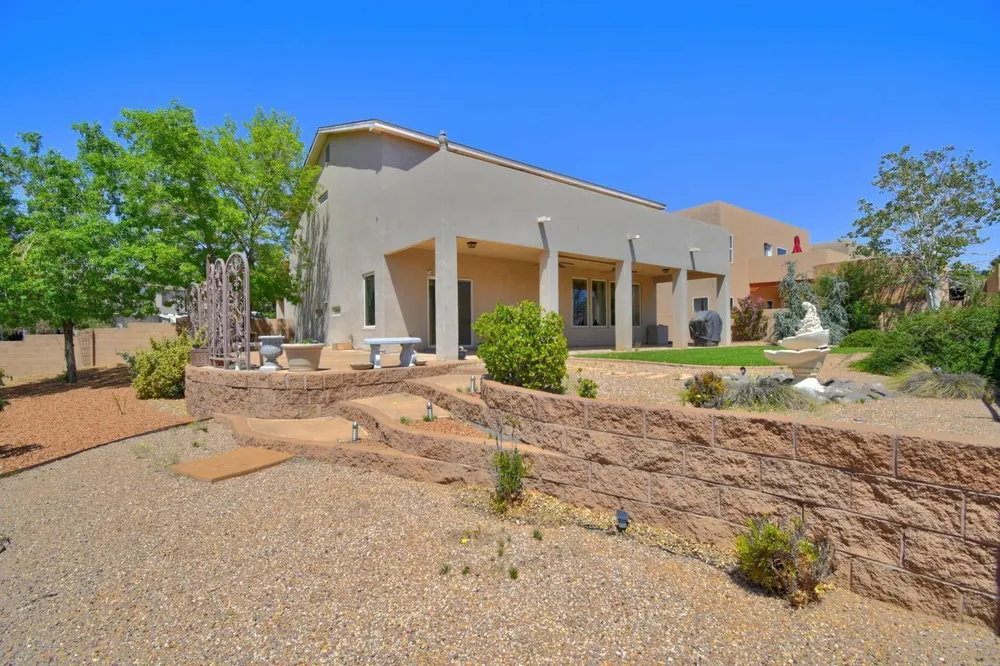 10500 Bilboa St NW, Albuquerque, NM 87114