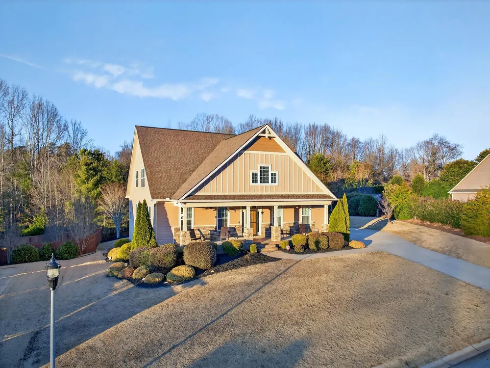 6 Setting Sun Ln, Travelers Rest, SC 29690