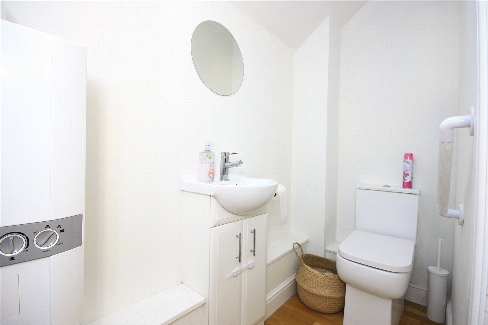 South Street, Havant, Hampshire, PO9 Image 9