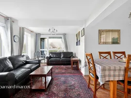 Blackbush Close, Sutton thumb 2