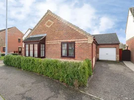 Valley Way, Fakenham photo