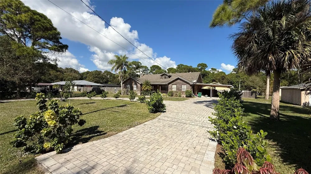354 Baysinger Ave, Fort Pierce, FL 34982