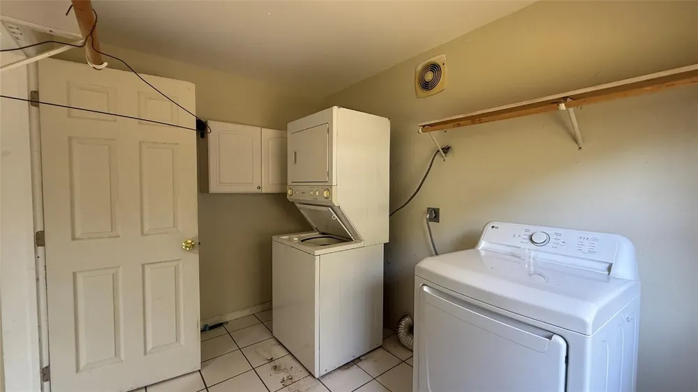354 Baysinger Ave, Fort Pierce, FL 34982