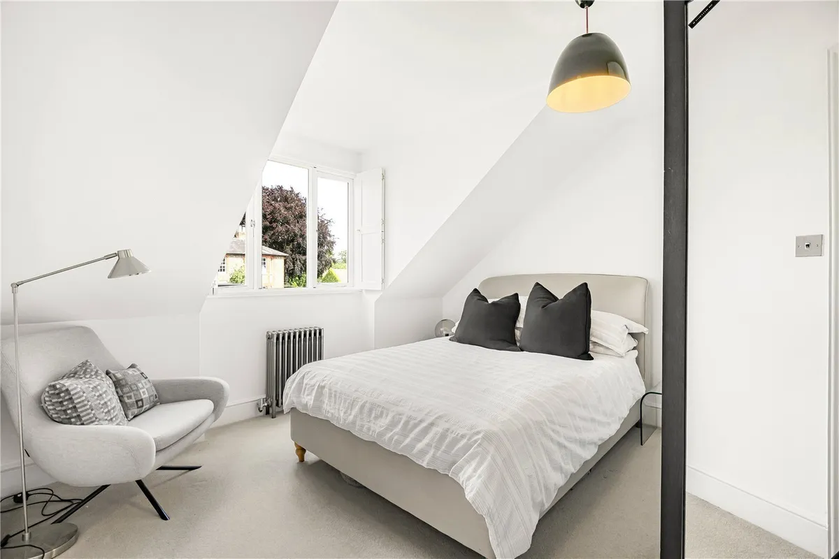 Frogmill Court, Black Boy Lane, Hurley, Maidenhead, SL6