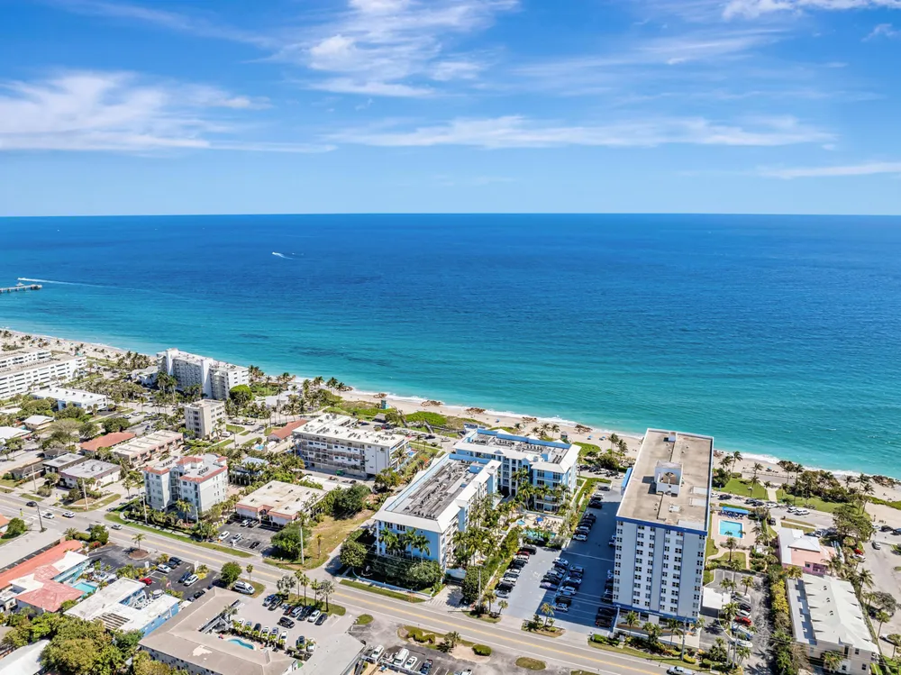 701 SE 21st Ave, Deerfield Beach, FL 33441