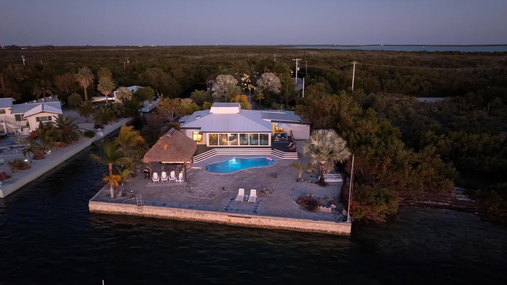 29581 Richard Rd, Big Pine, FL 33043