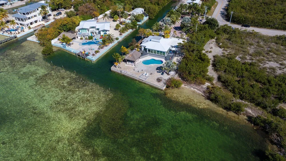 29581 Richard Rd, Big Pine, FL 33043