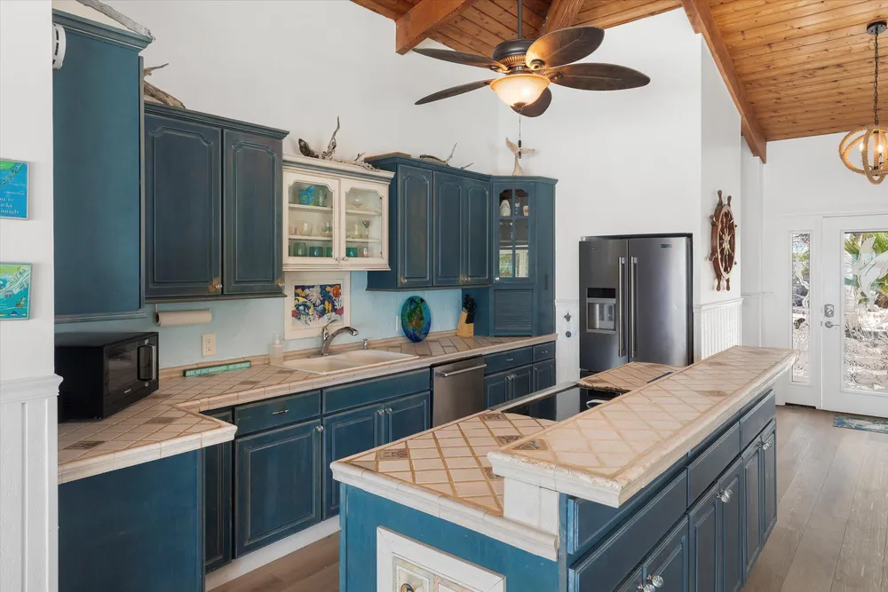 29581 Richard Rd, Big Pine, FL 33043