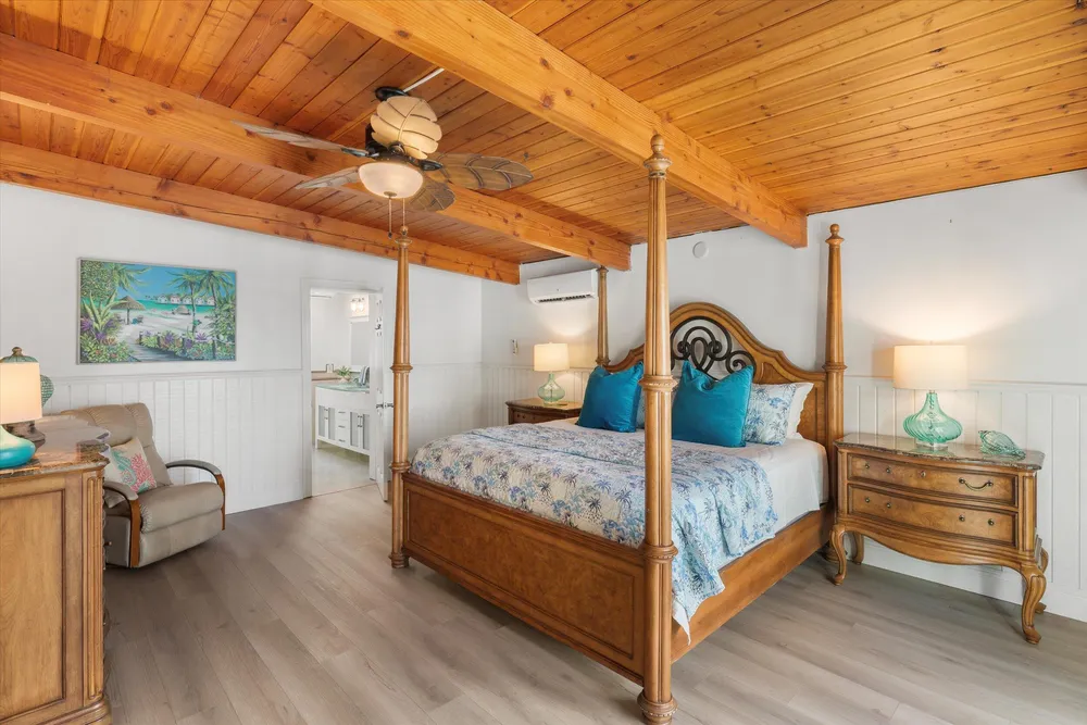 29581 Richard Rd, Big Pine, FL 33043