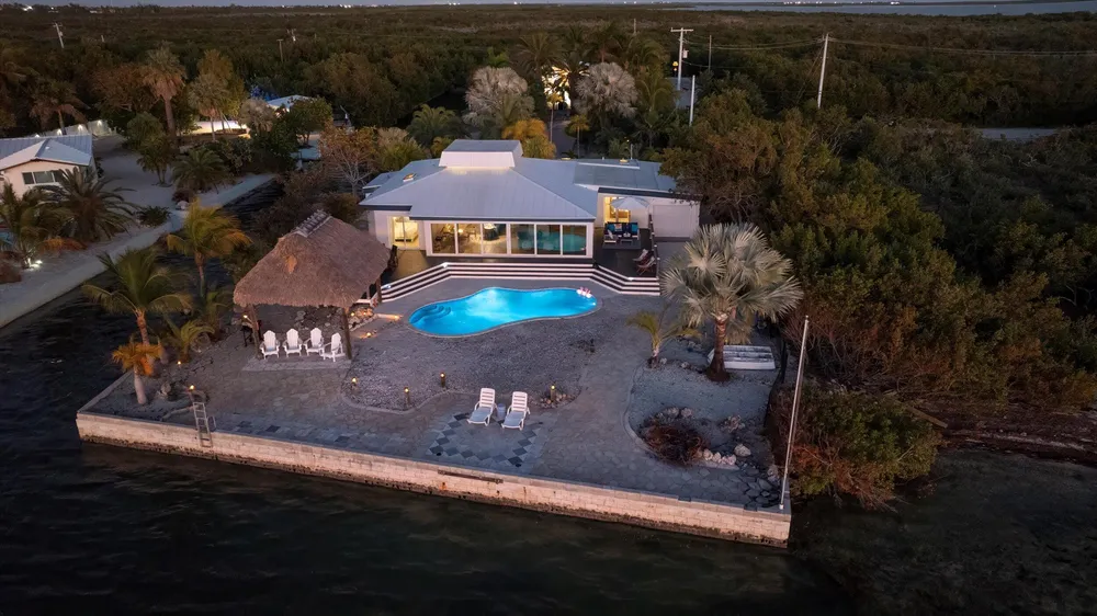 29581 Richard Rd, Big Pine, FL 33043