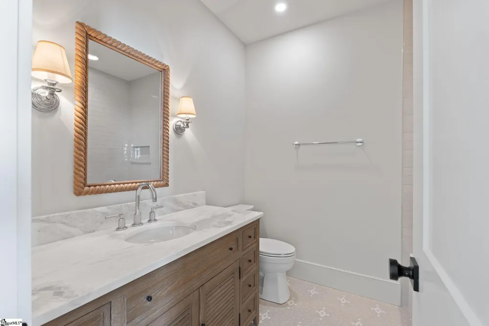 31 N Textile Ave, Greenville, SC 29611