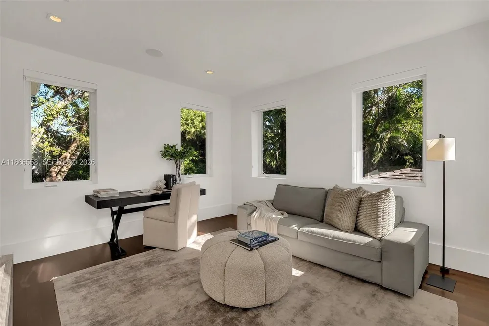 2820 Brickell Ave, Miami, FL 33129