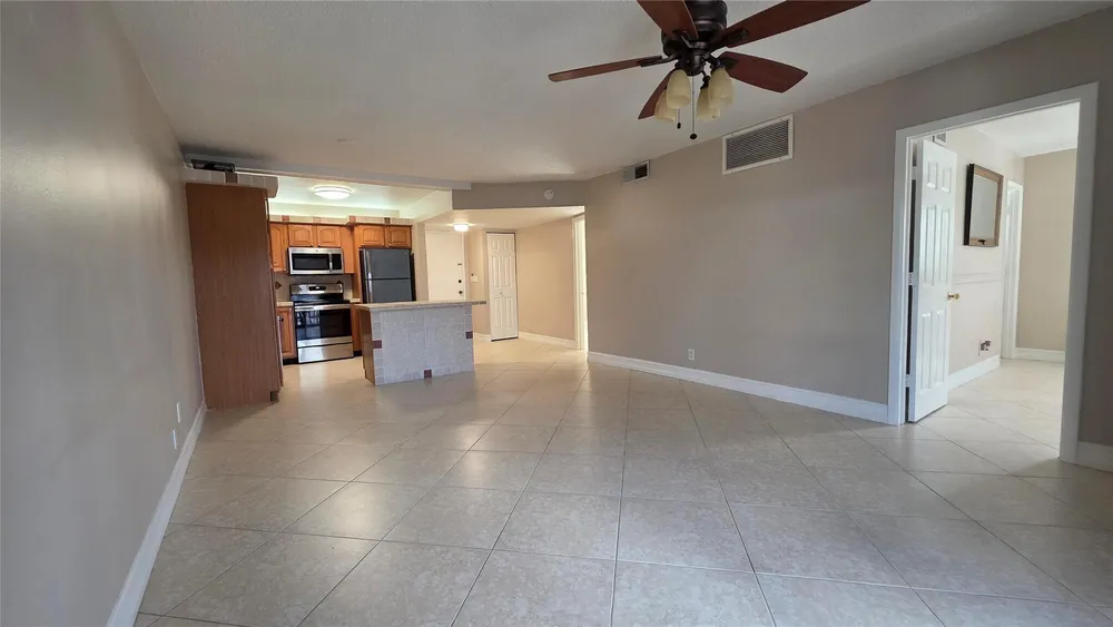 253 S Cypress Rd, Pompano Beach, FL 33060