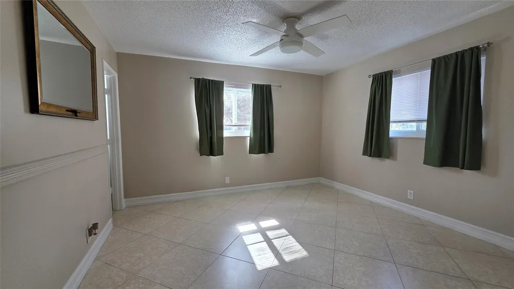253 S Cypress Rd, Pompano Beach, FL 33060