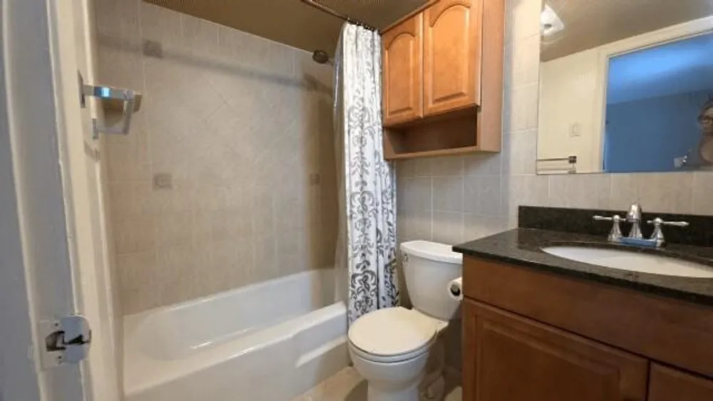 253 S Cypress Rd, Pompano Beach, FL 33060