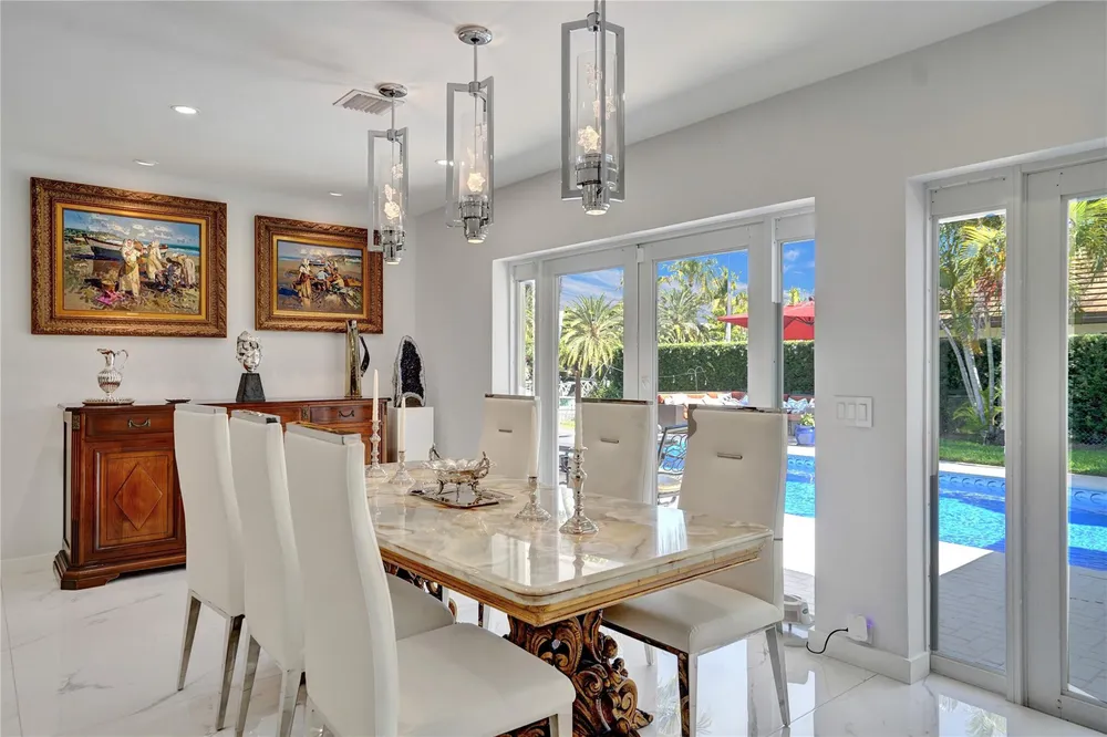 4030 Bayview Dr, Fort Lauderdale, FL 33308