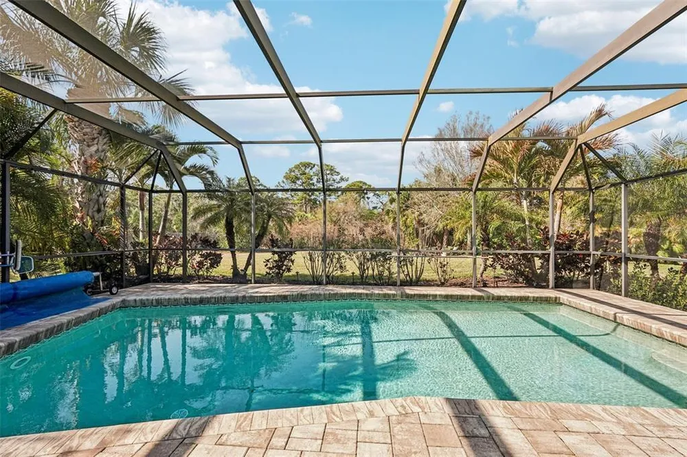 4963 Rutland Gate, Sarasota, FL 34235