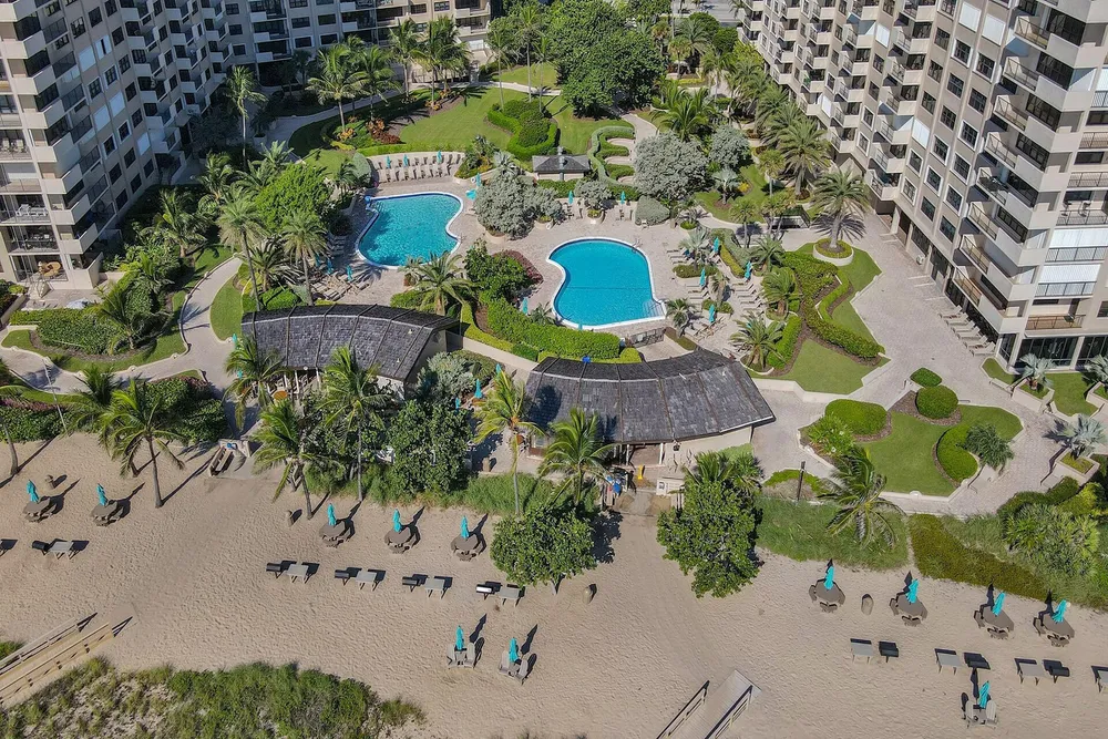 4900 N Ocean Blvd, Lauderdale-by-the-Sea, FL 33308