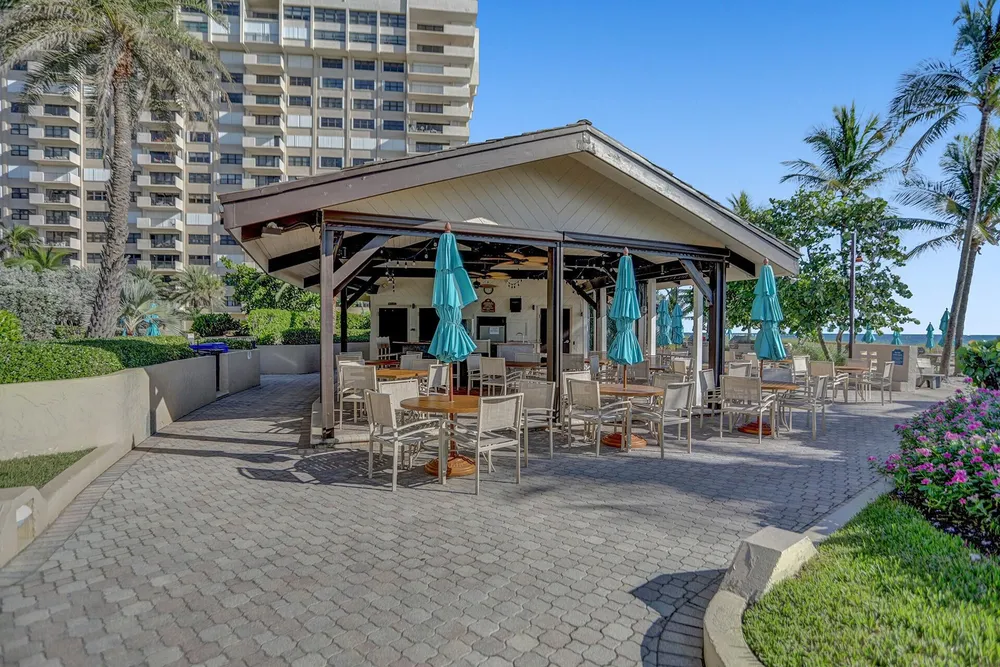 4900 N Ocean Blvd, Lauderdale-by-the-Sea, FL 33308