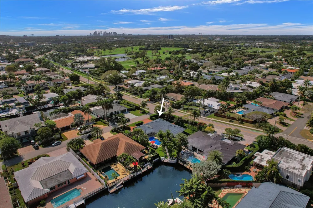 4030 Bayview Dr, Fort Lauderdale, FL 33308