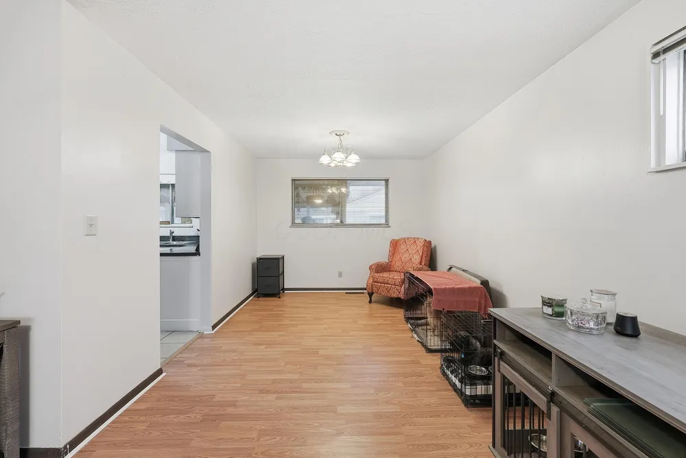3608 Bolton Ave, Columbus, OH 43227